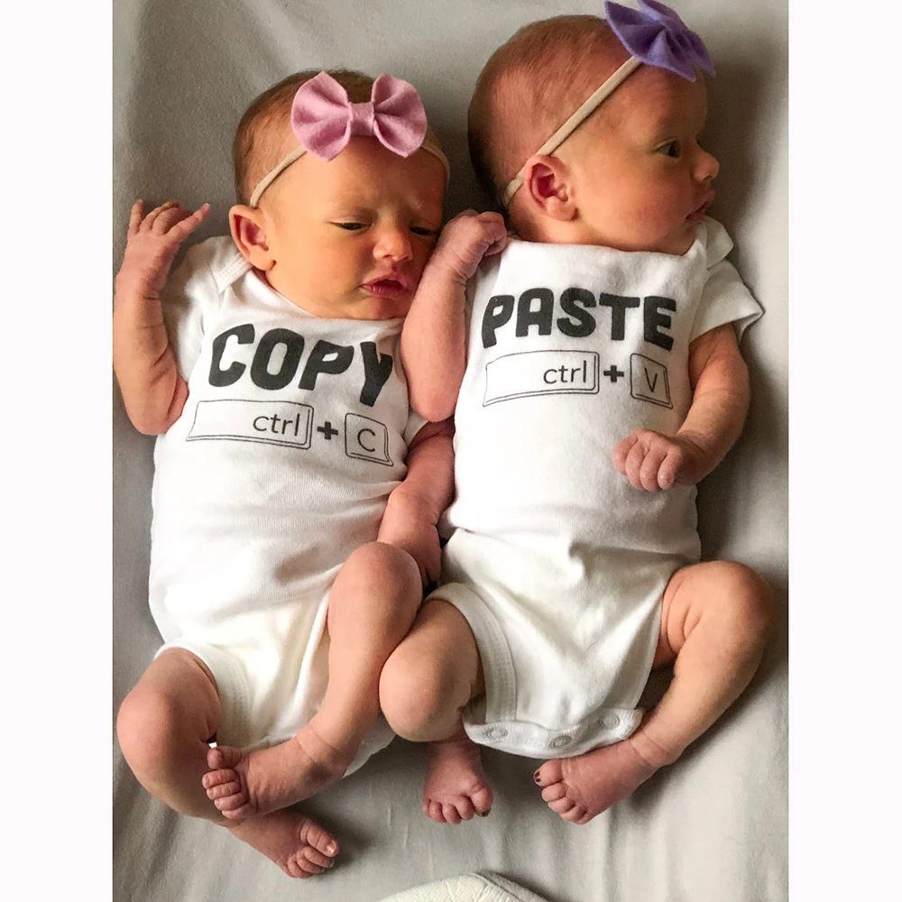 

1PC Copy Paste Twins Onesie Twins Announcement Gifts for Twins Baby Shower Gift for Boys Girls Cotton Twins Bodysuits Wear