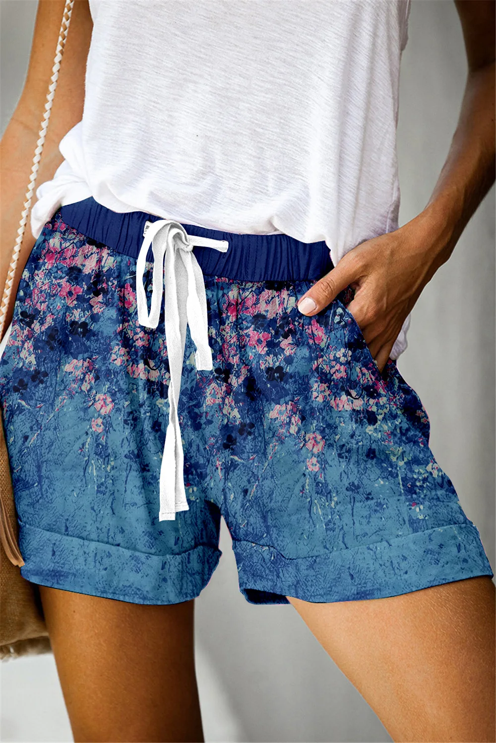 2021 Summer New Women's Wear Fashion Floral Print Short Pant Casual Wide Leg Loose Female Shorts Street Drawstring Pocket Pants nike shorts women