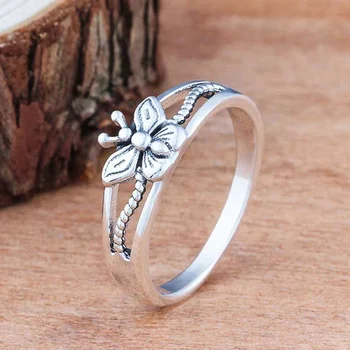

Huitan Delicate Hollow Out Butterfly Women Ring Daily Wearable Dancing Party Trendy Jewelry Wholesale Lots&Bulk Cute Bow Rings