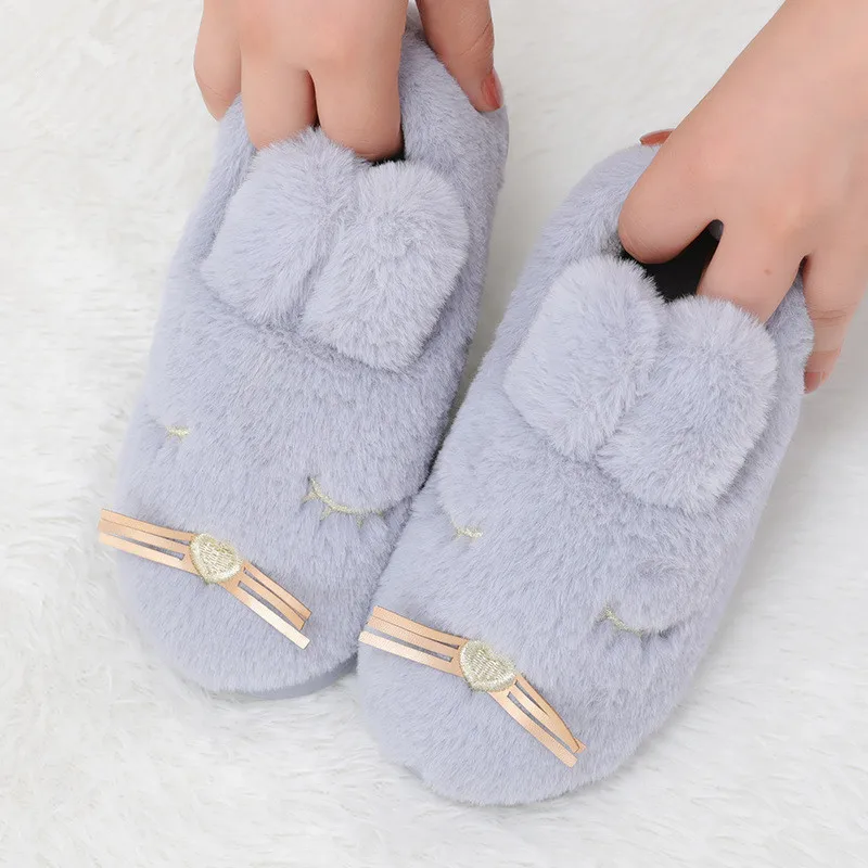 98A Bao Light Gray Тапочки для мальчиков и девочек; Милая зимняя теплая обувь на плоской подошве с кроликом; детская Нескользящая домашняя обувь; модные детские шлепанцы; вьетнамки на платформе - Цвет: 98A Bao Light Gray