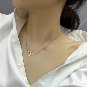 

[Titanium Steel Real Gold Electroplated] Korean-style Electrocardiogram Rose Gold Choker Beating Heart Short Elegant Necklace
