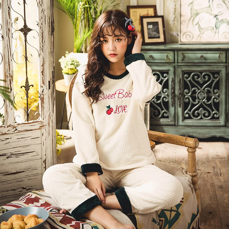 Sleepwear Women Plush Pajamas Autumn and Winter Long-sleeved Thick Warm Two-piece Cute Home Clothing Suit