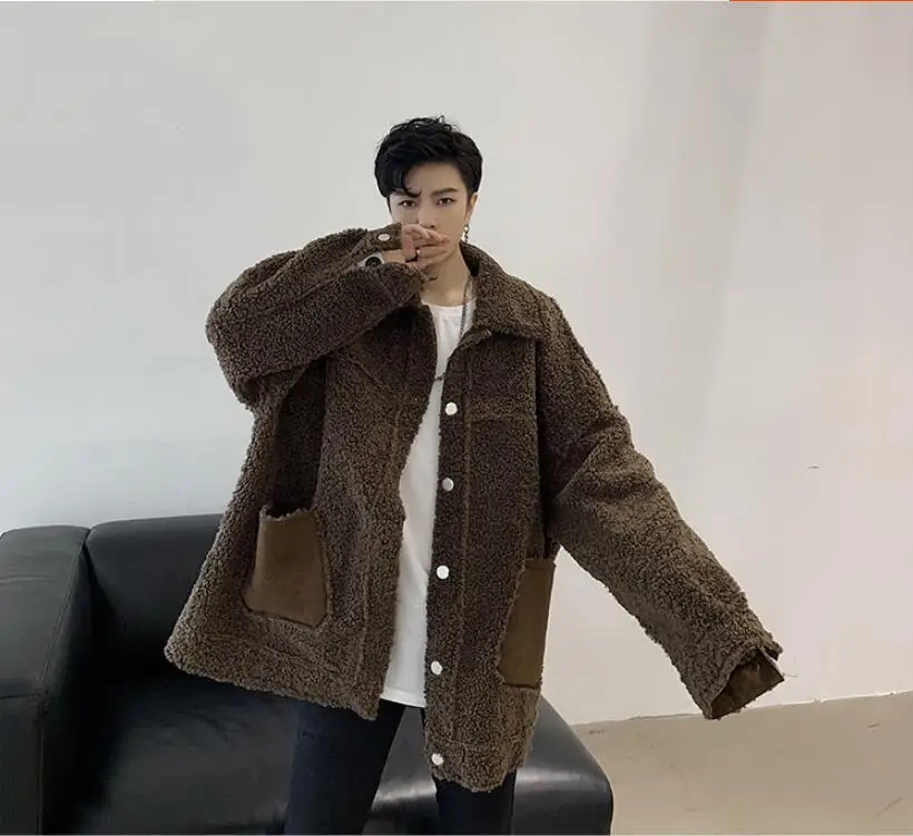 M-XL печати с капюшоном на молнии Верхняя одежда Дизайнерская одежда стиль с кожаным карманом, дизайн мужские свободные пальто из овчины; тренд; мальчика в стиле «хип-хоп», пальто