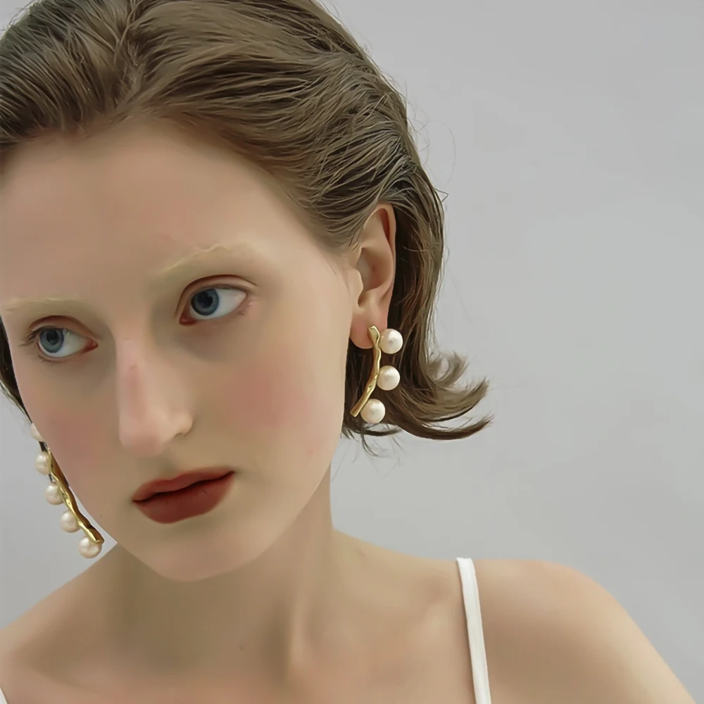 YMYW Асимметричные Длинные серьги-гвоздики имитация жемчуга личность гиперболический современный очаровательный Эффектные серьги креативные большие ювелирные изделия