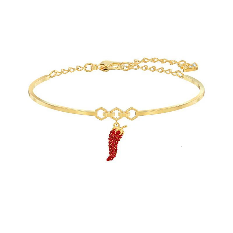 

High quality Swa. Hot red pepper and dazzling bracelet lady