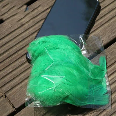 grass green 100pcs Перьями 100 шт., размер: 4-8 см «маленький лебедь» шлейфа пушистый красочные натуральные гусиные перья для ремесел платье обрезки для изготовления ювелирных изделий - Цвет: grass green 100pcs