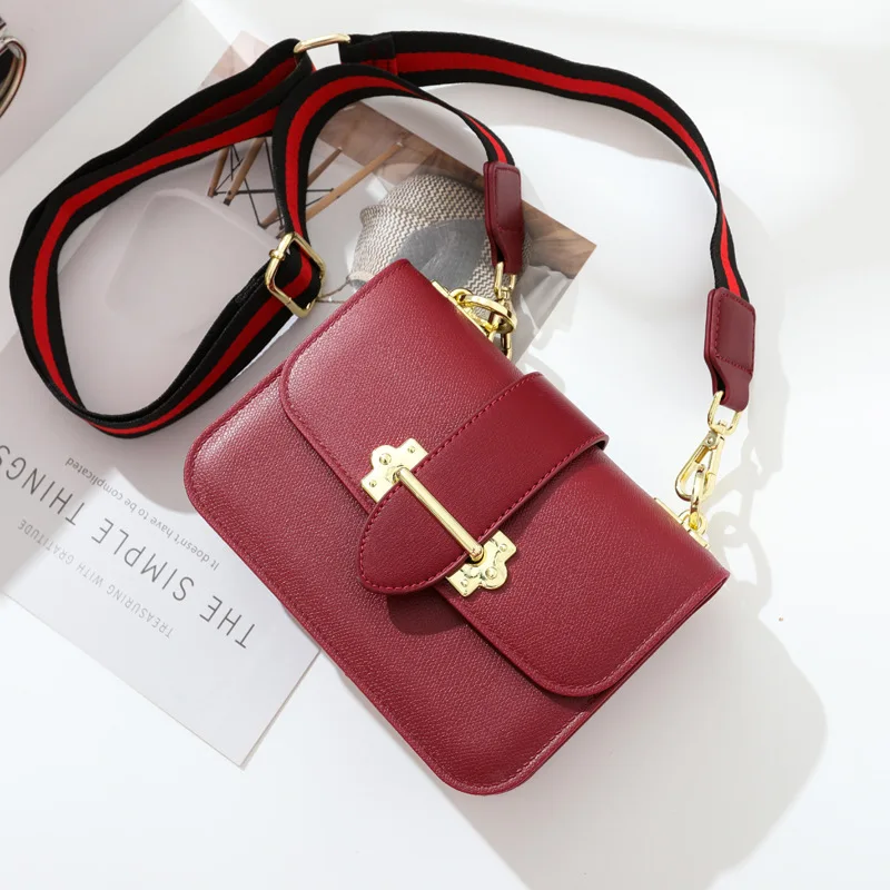

2019 New Style Fashion Chain Gel Bag Pull-belt Shoulder Soft Surface Shoulder Bag Solid Color Women's Tundish