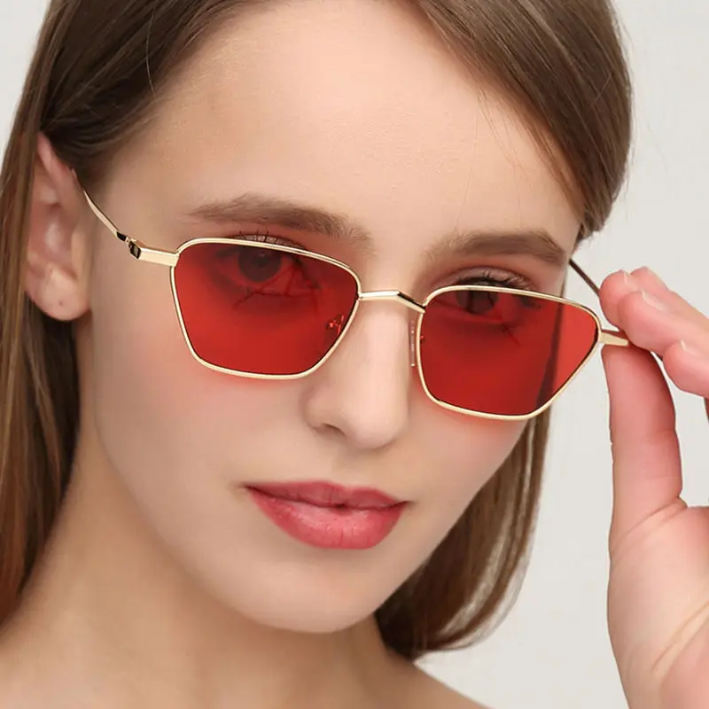 

KUJUNY Small Metal Frame Sun Glasses Retro Rhombus Sunglasses Men Women Brand Design Sunglass Vintage Red Eyeglasses Sun Shades