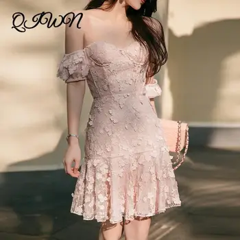 

Runway Women Elegant Party Clothes 2020 Summer Luxury Pink Three-dimensional Flower Lace Sexy Tube Vintage Mini Bodycon Dress
