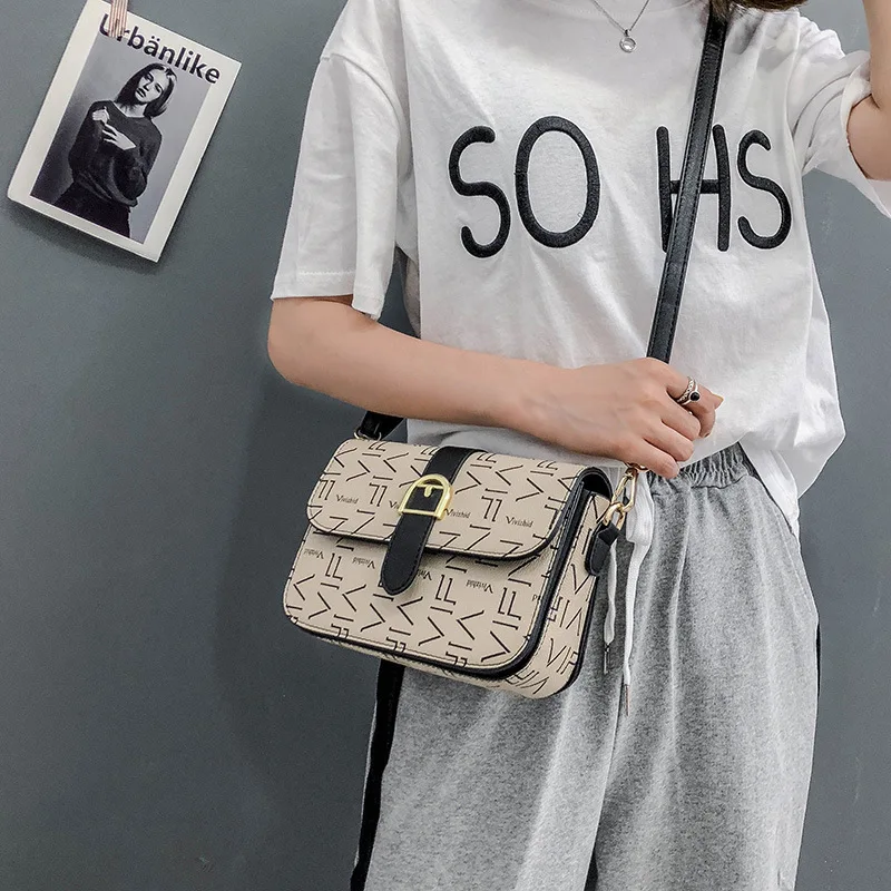 

Bag Women's 2018 New Style Sweet shu Women's Fashion Small Square Bag Wide-Strap Diagonal Stripes Magnetic Snap Shoulder Bag