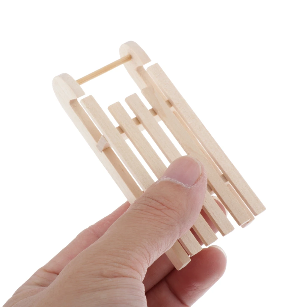 1/12 Christmas Wooden Sleigh for Doll House Rooms or Fairy Garden Decoration, Micro Landscape Ornaments