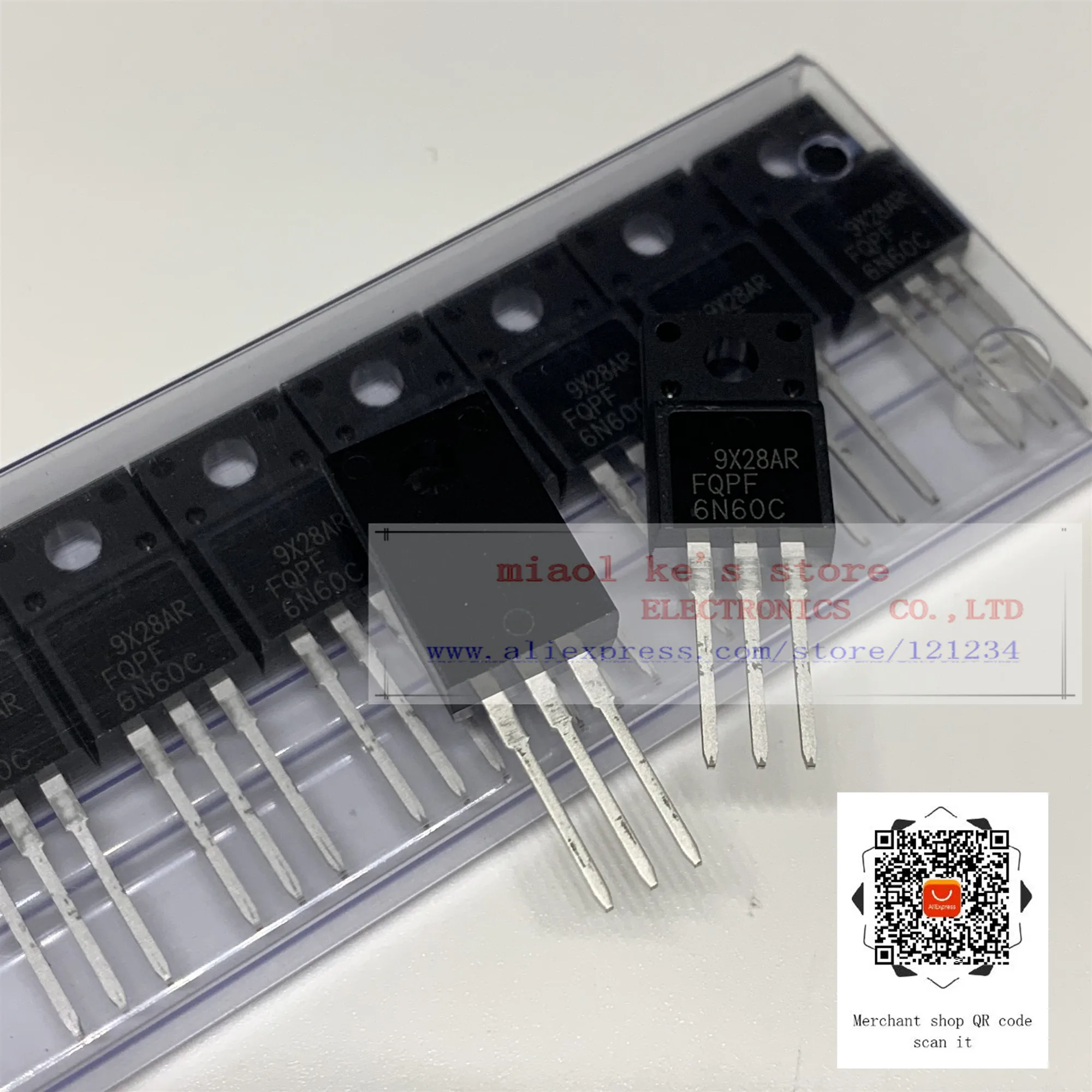 [10 шт.] 100% Новый оригинал: FQPF6N60C FQPF 6N60C 6N60 - MOSFET N-channel 600V 5.5A(Tc) 40W(Tc) TO-220F/ TO-220-3 |