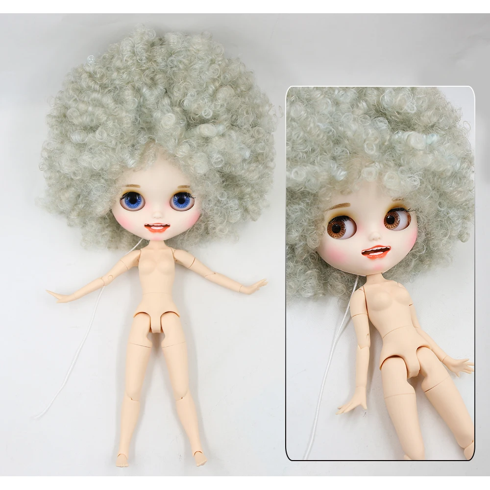 Neo Blythe Doll with Silver Hair, White Skin, Matte Smiling Face & Custom Jointed Body 1