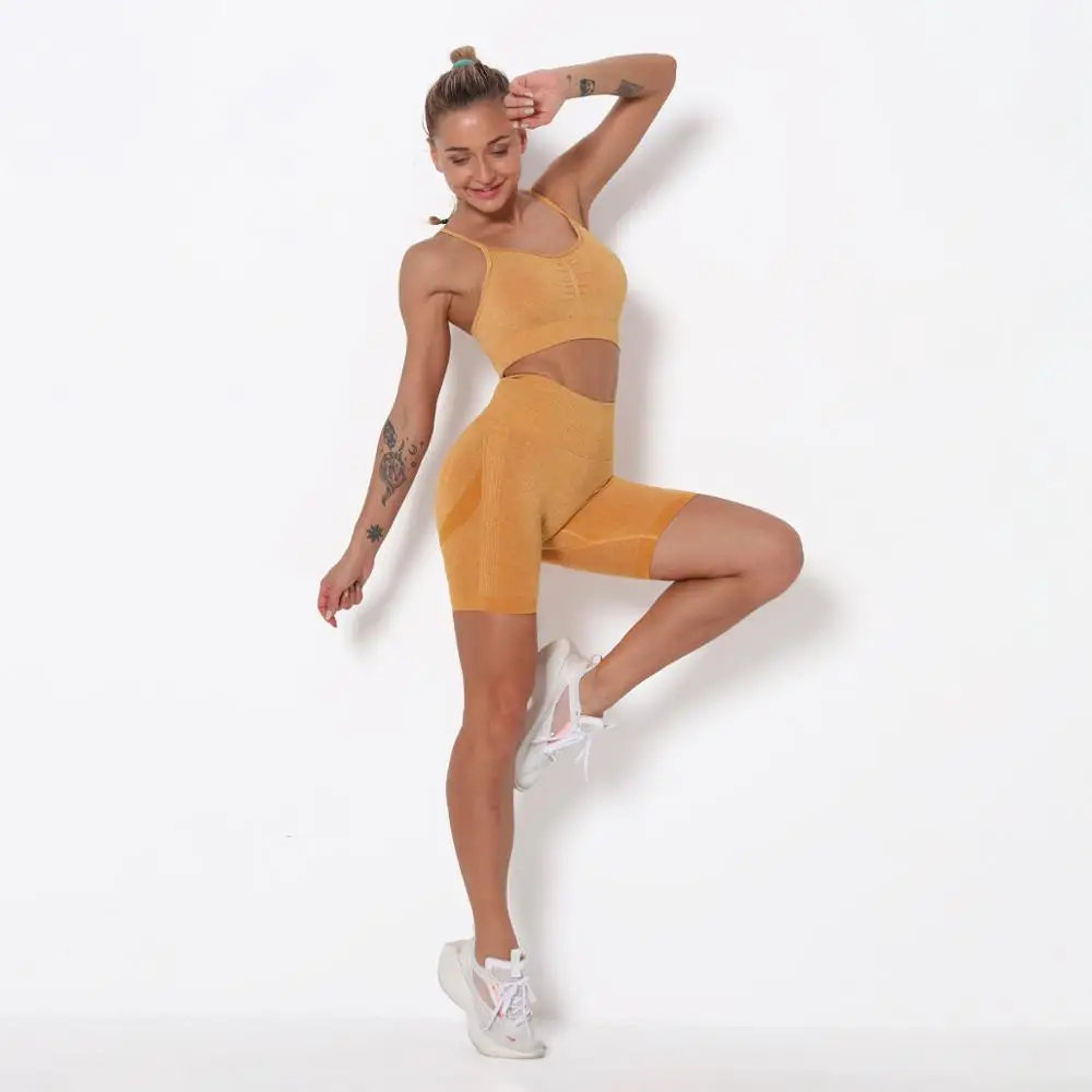 

Hot-Selling Knitted Seamless Yoga Sets Women Running Wear Peach Hip Sports Shorts Fitness Bra Gym Clothes
