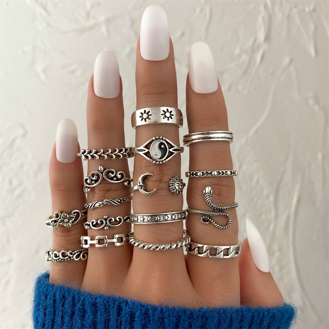 Vintage Silver Heart Chain Butterfly Hot Sale Rings Set for Women Men Punk Poker Flower Finger Rings 2021 Trend Jewelry