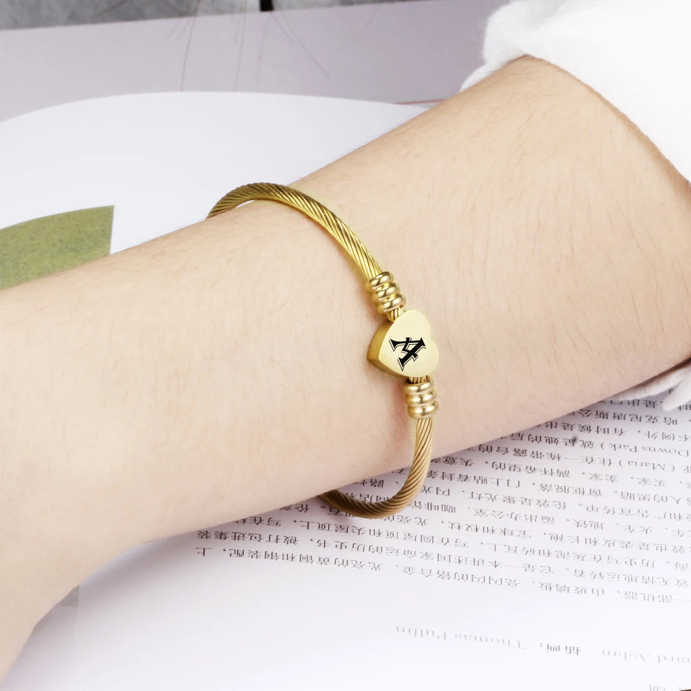 Fashion-Girls-Gold-Color-Stainless-Steel-Heart-Bracelet-Bangle-With-Letter-Fashion-Initial-Alphabet-Charms-Bracelets