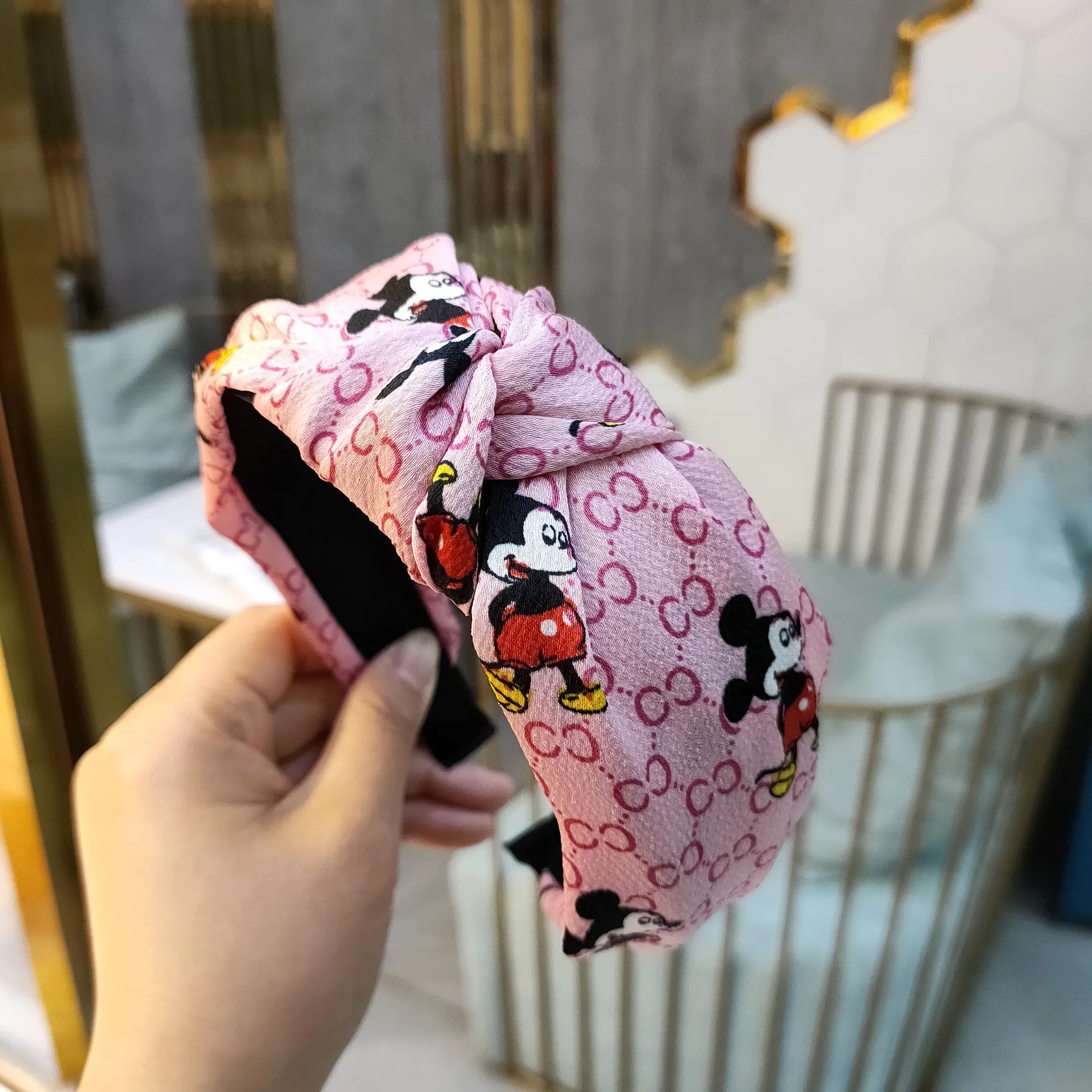 ladies headbands for short hair New Cartoon Mickey Knotted Print Headband Fashion Wide-brimmed Fabric Hairpin High-end Print Hair Accessories Female headband mini hair clips Hair Accessories