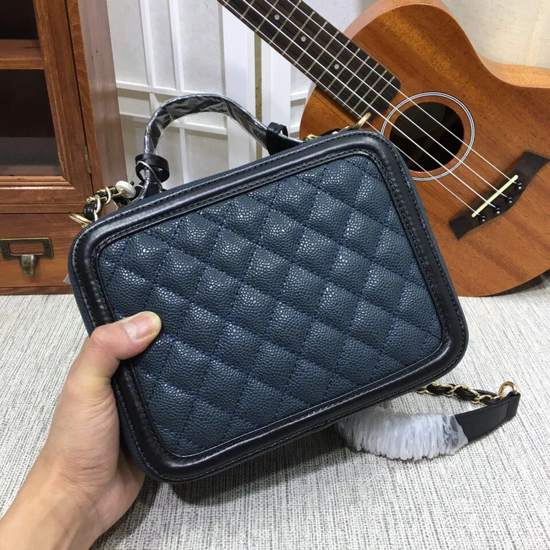 blue Роскошные модные женские сумки из натуральной кожи, подиумная сумка для женщин, европейский бренд, сумка на цепочке с икрой и бриллиантами - Цвет: blue