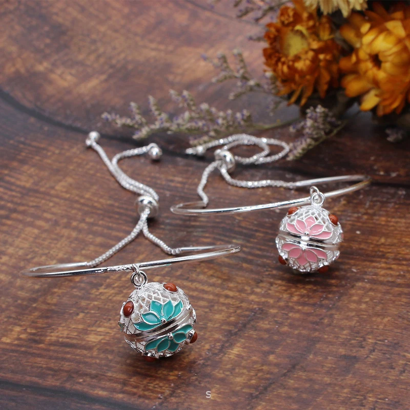 Vintage Aromatherapy Painting Bracelet Essential Oil Diffuser Perfume Bangle Jewelry Glowing Warm Color Ball Fashion Accessories