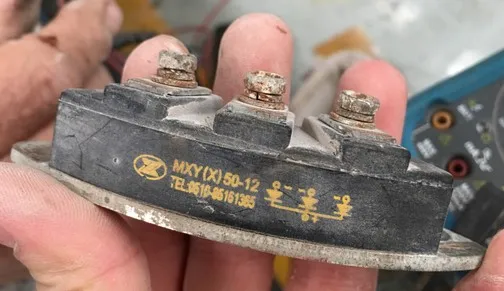 Модуль контроллера выпрямителя: MXY(X) 50-12 MXG(X) 50-12/MXY(X) 40-12 MXG(X) 40-12(три терминала/шаг установки 70 мм