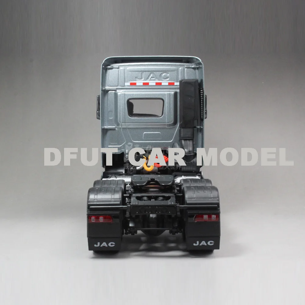 Scale 1:24 JAC K7 Truck Model Diecast Metal Alloy Car Model Toy Gift For Collection With Free Shipping
