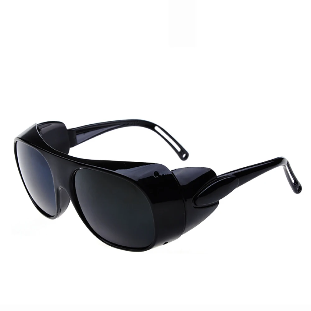 Glasses pc. Очки солнцезащитные "Russel Athletic". Защитные очки с поляризацией Delta Plus. Черные солнцезащитные очки. Очки с боковыми стеклами.