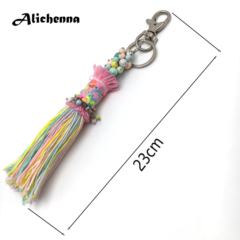 Брелок ручной работы Alichenna в богемном стиле с разноцветными кисточками модная