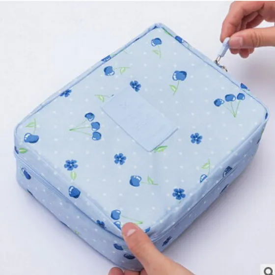 Outdoor travel nylon beautician Makeup box waterproof makeup organizer bathroom Storage Box ladies portable bath hook wash Bag - Цвет: Blue Cherry