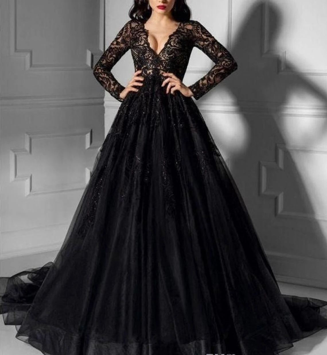 Black Tulle Lace Bridal Gown Princess Simple Feminine V-Neck Cut-Out Long Sleeves Sequins Pure Color Party Dresses Plus Size dinner gown