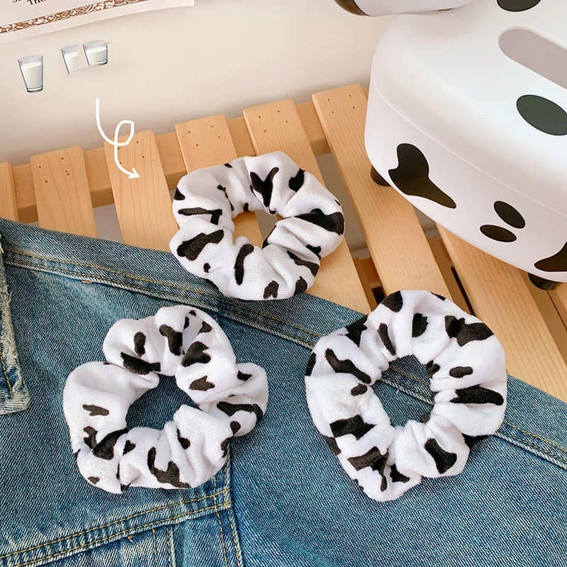 

Cow pattern Velvet Hair Ring Scrunchie Women Girls Elastic Hair Rubber Bands Accessories Tie Hair Rope Ponytail Holder Headdress