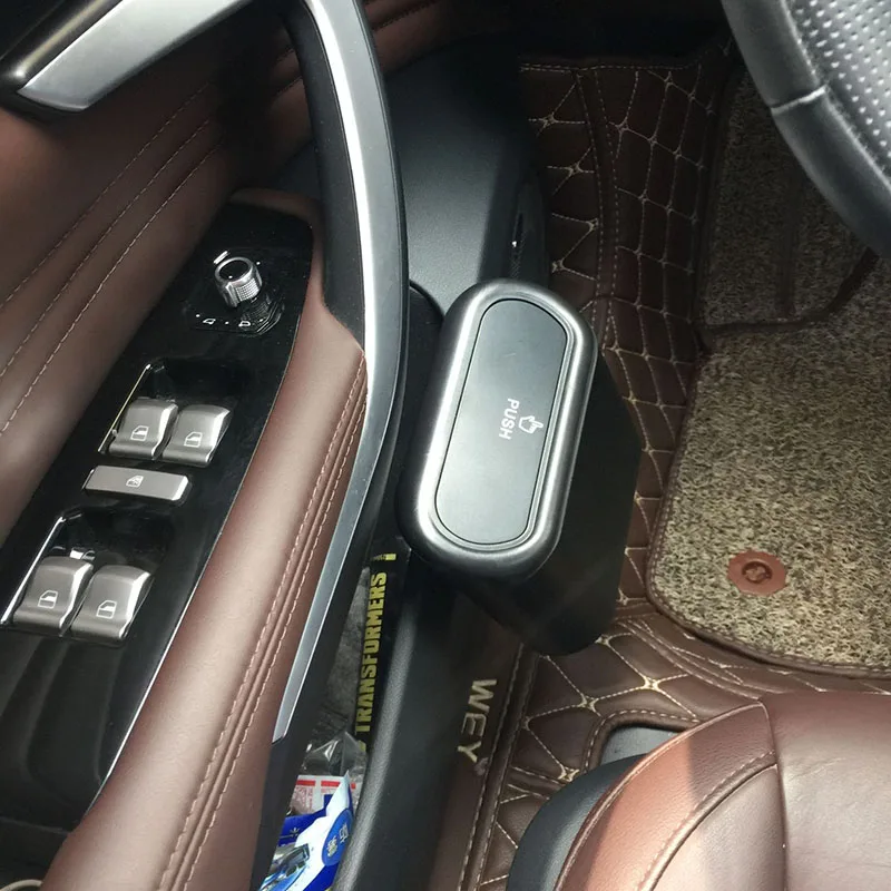 Universal Mini Car Trash Bin