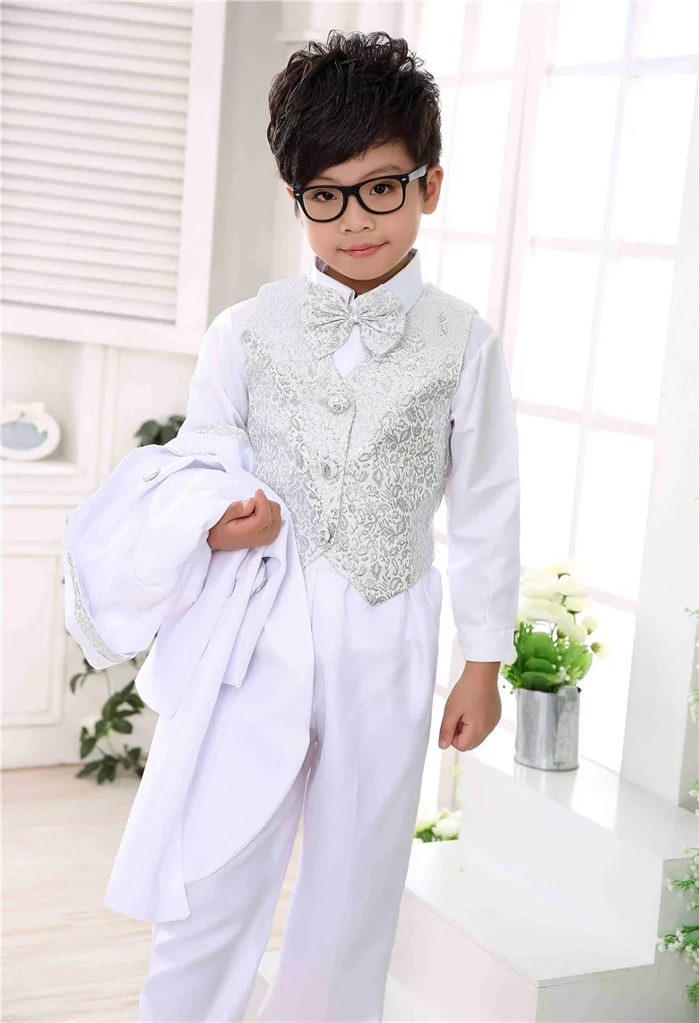 От 3 до 12 лет костюм-смокинг для мальчика фортепианных выступлений костюм Свадебные костюмы для мальчиков 6 шт./компл. куртка+ жилет+ рубашка+ ремень+ штаны+ галстук-бабочка, 4 варианта дизайна, Размер от 100 до 160 - Цвет: white silver