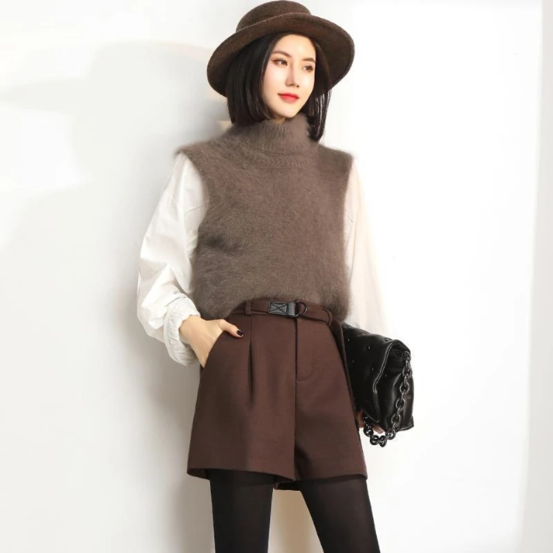 New Autumn Winter Fashion Thin and Warm Woolen Wide Legs Shorts Solid Color Casual Office Lady Five-point Boot Shorts For Women