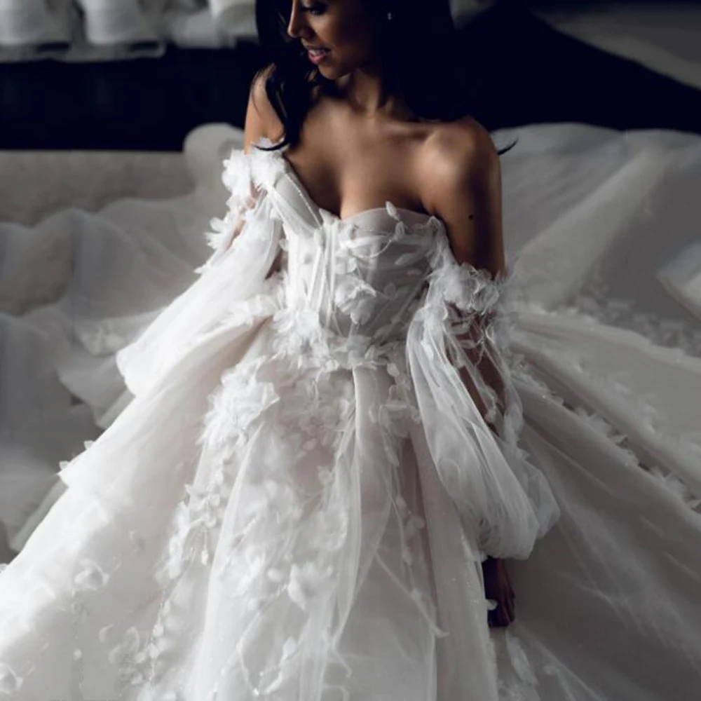 UZN Elegant Ball Gown Lace Appliques Modern Wedding Dresses Sweetheart Off Shoulder Puffy Sleeves Brial Gown Bestidos De Novia vestidos de novia 2019 puffy ball gown wedding dresses long v neck appliques lace dubai saudi arabia bridal gown bride dress