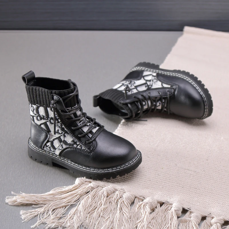 

Kids Martin Boots Girls Soft Sole Leisure Ankle Boots Children Boys Warm Non-slip Safe Comfortable Wear Resistant SGF024