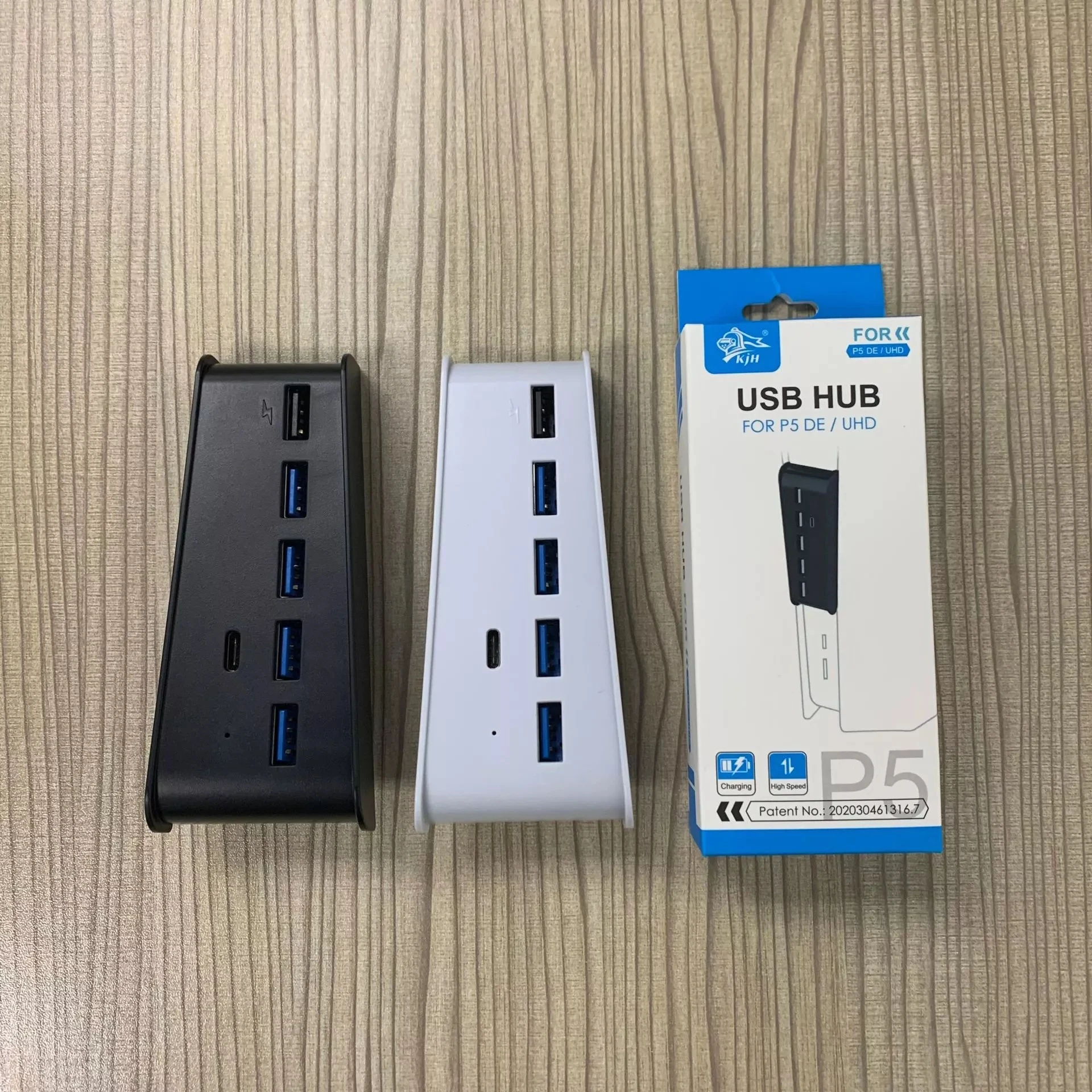 For PS5 USB Hub 6 in 1 USB Splitter Expander Hub Adapter with 5 USB A + 1 USB C Ports for PlayStation 5 Super Speed USB Adapter