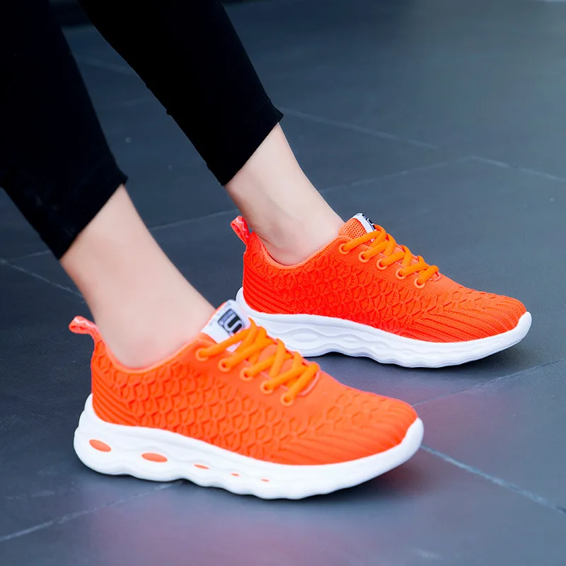 

2019 Autumn New Flying Woven Women Trainer Sneakers Fish Scale Casual Shoes Female Large Size Flat Walking Shoes Tenis Feminino