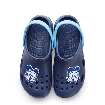 

Kids Slippers For Girls Boys Fashion Soft EVA Children Big Boy Girl Slippers Teenagers Sandals Holes Cut-outs Hollow 2020 Summer