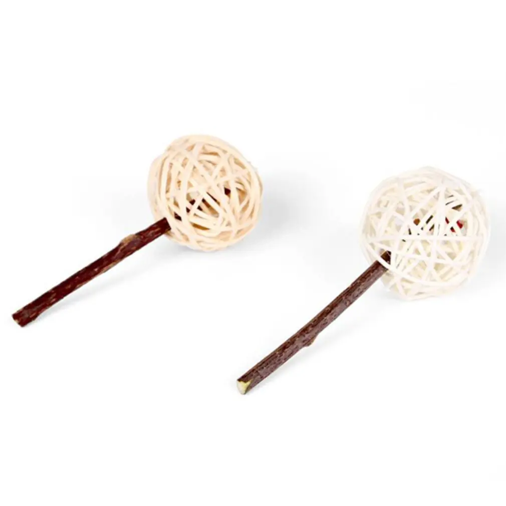 Cat Snacks Wood Scorpio Grinding Teeth Fun Funny Cat Stick Built-in Bells Rattan Ball Toys