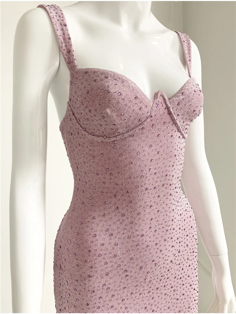 12183916933_926585498