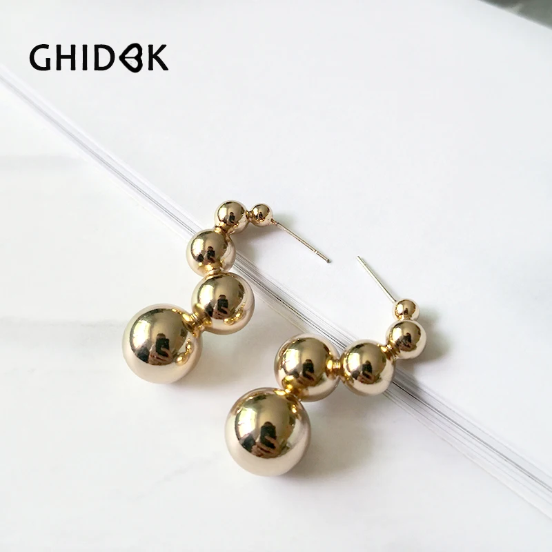 

GHIDBK Minimalist Gold Silver Balls Stud Earrings Graceful Statement Earring Studs Street Style Geometrical Earring Wholesale