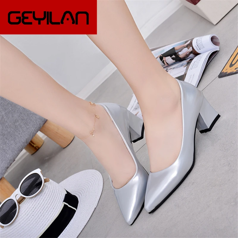

2017 spring and autumn nude color shallow mouth pointed toe shoes japanned leather high-heeled shoes thick heel single shoes
