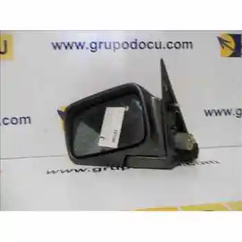 

LEFT REARVIEW BMW 3 SERIES SALOON (E30)