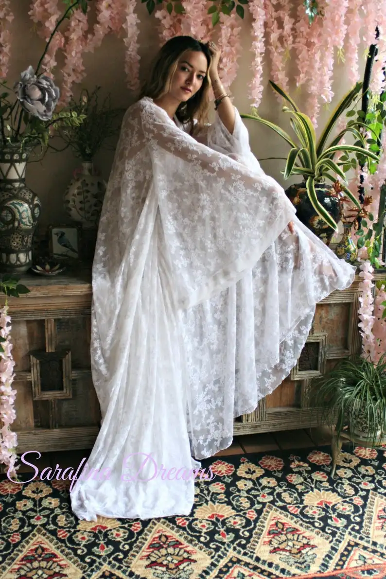 Two Pieces White Embroidered Lace Bridal Robe Lingerie V Neck Wedding Lingerie Bridal Sleepwear White Prom Party Kimono