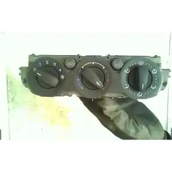 

3M5T19980AC Command Heating/Air Conditioning Ford Focus C-Max (CHAP) Trend (d)