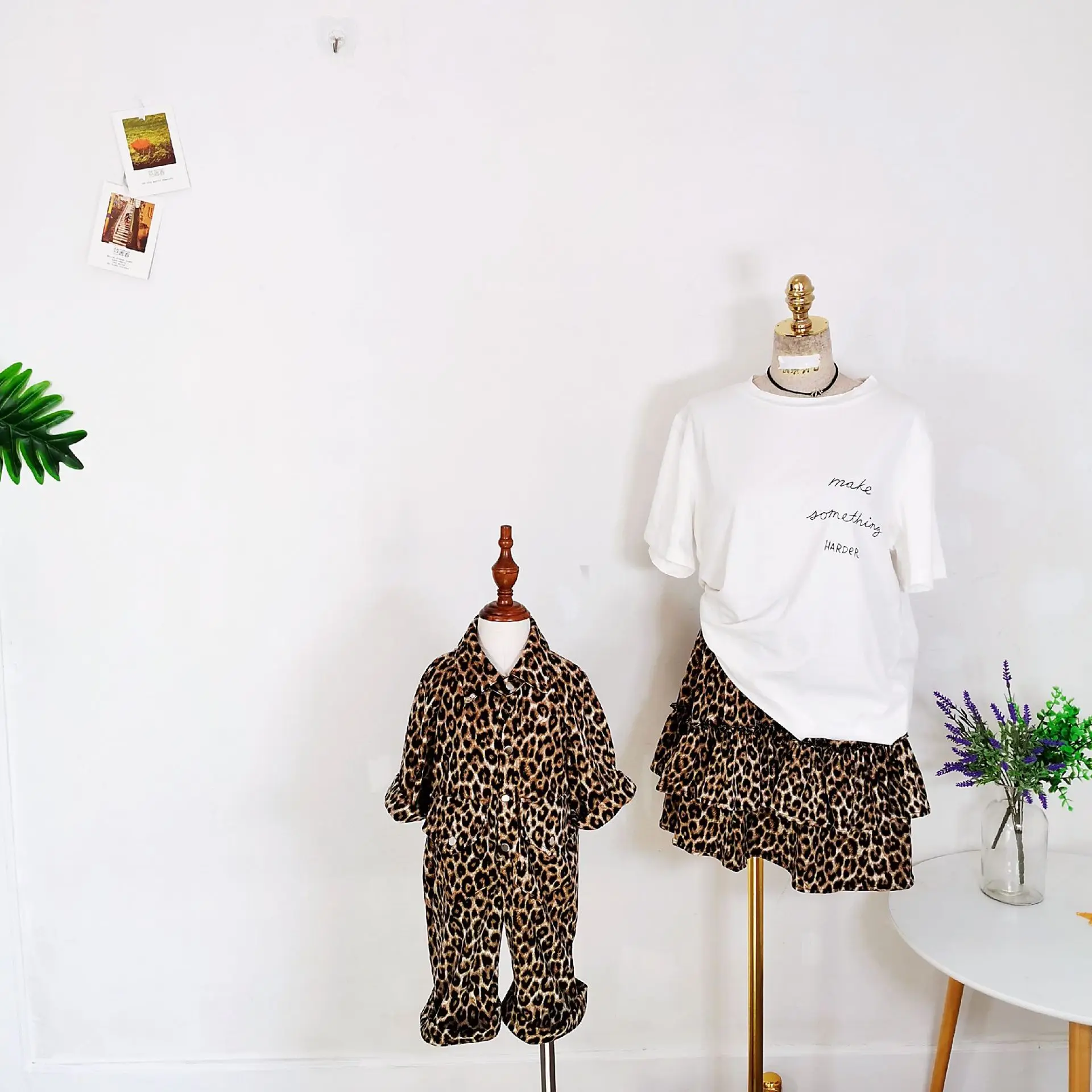 

T-shirt Parent-Child Cartoon Printed Pattern Pure Plain T-shirt Lovely Leisure Basic T-shirt Summer Interesting Shirt Parent-Chi
