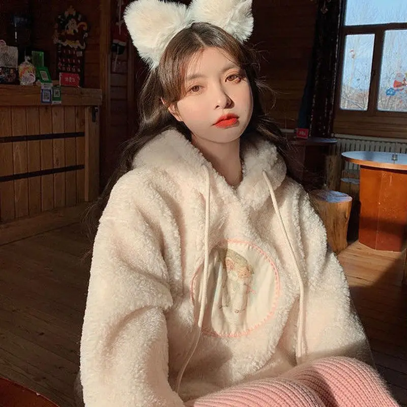 2021 winter imitation lamb wool hooded sweater women's cashmere jacket Pullover small man Plush thickened lamb Plush jacket