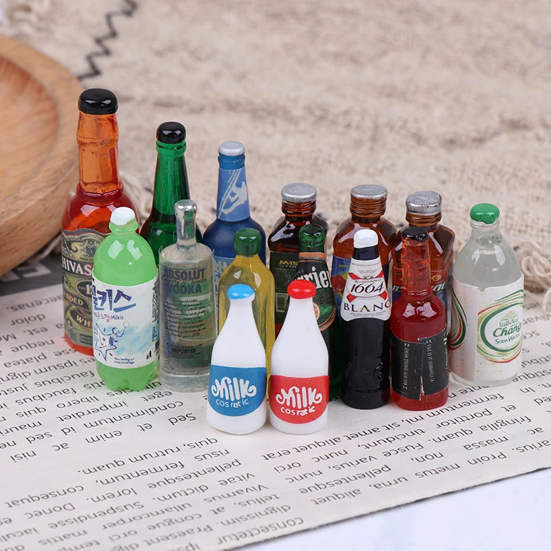 

5Pcs 1:12 Dollhouse Miniature Drinks Bottles Model Dolls Kitchen Accessories Random Delivery