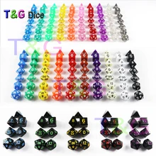 Commerci all'ingrosso 7 pz/lotto Dadi Set D4,D6,D8,D10,D10 %,D12, d20 25 Colori di Colore Diverso DND Gioco