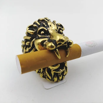 

Lion Design Cigarette Holder Rack Finger Ring Cigarette Smoking Accessories-Gold